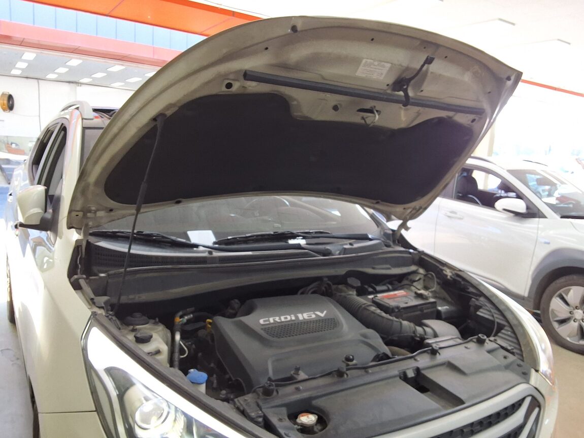 HYUNDAI NEW TUCSON ix DIESEL R2.0 2WD PREMIUM 2014 - zdjęcie 18