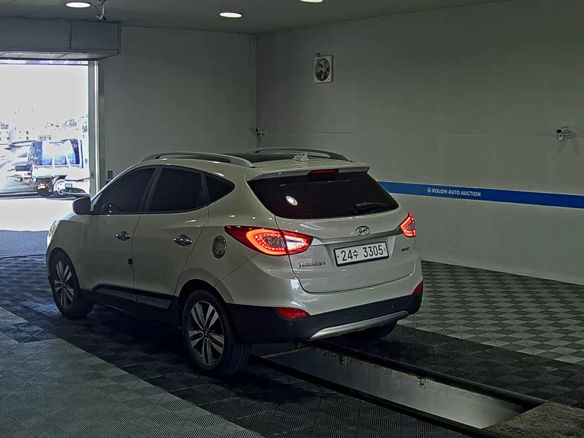 HYUNDAI NEW TUCSON ix DIESEL R2.0 2WD PREMIUM 2014 - zdjęcie 6