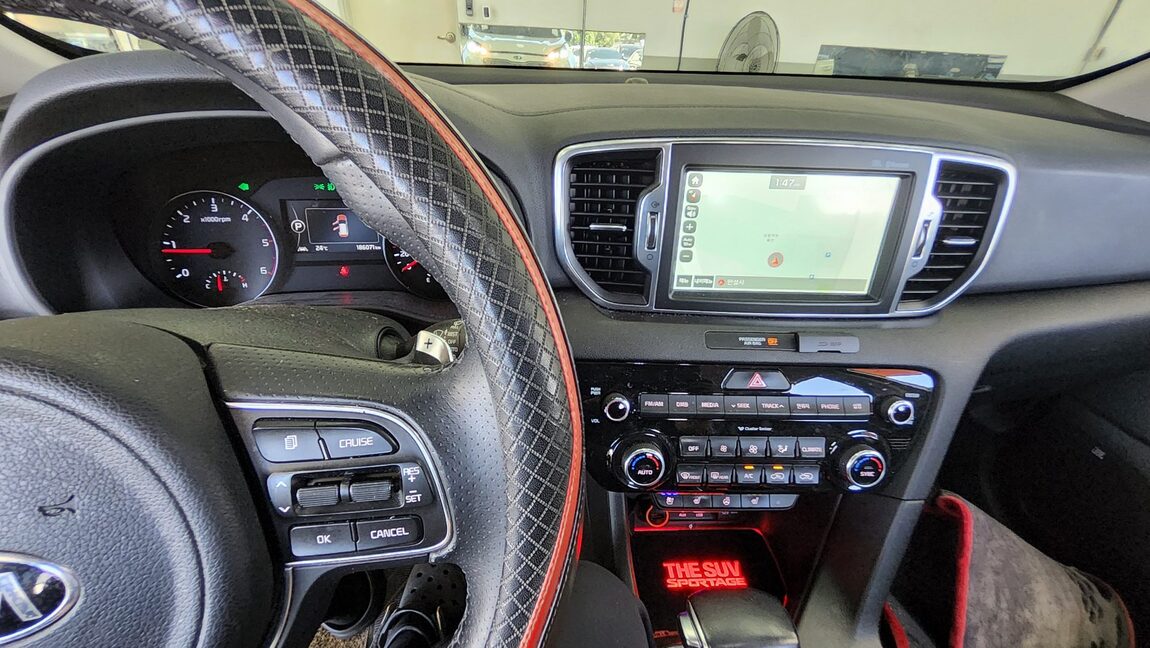 KIA NEW SPORTAGE R2.0 2WD NOBLESSE SPECIAL 2016 - zdjęcie 18