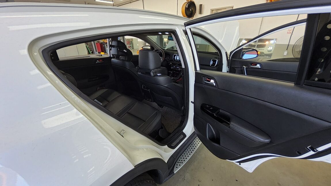 KIA NEW SPORTAGE R2.0 2WD NOBLESSE SPECIAL 2016 - zdjęcie 13