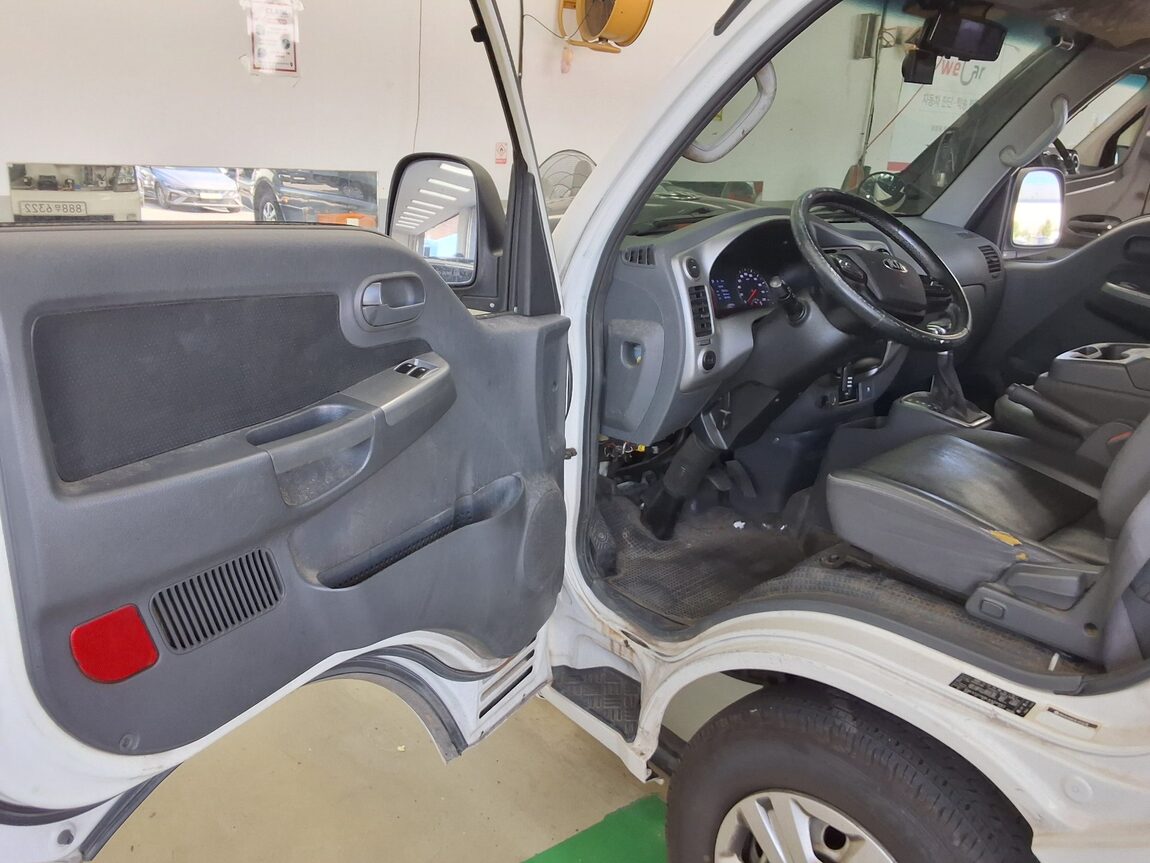 KIA THE NEW BONGO III CARGO DELIVERY BOX TRUCK 2020 - zdjęcie 10
