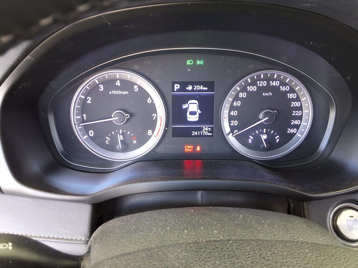 HYUNDAI GRANDEUR IG 2.4 GDi PREMIUM SPECIAL 2018 - zdjęcie 9