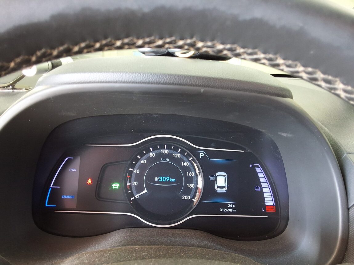 HYUNDAI KONA ELECTRIC EV PREMIUM 2019 - zdjęcie 10