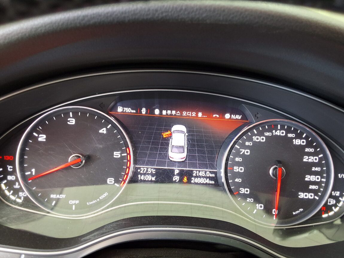 AUDI A6 (4TH GEN) 35 TDI PREMIUM 2016 - zdjęcie 10