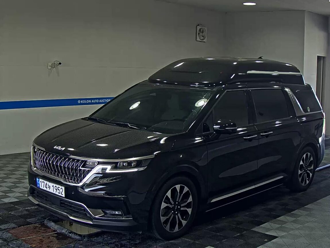 KIA NEW CARNIVAL (KA4) HI-LIMOUSINE SPECIAL BODY LM 2023 - zdjęcie 2