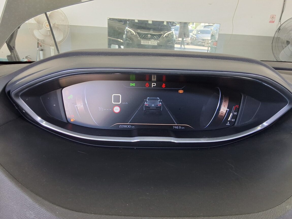 PEUGEOT 3008 (2ND GEN) 1.6 BlueHDi GT LINE 2018 - zdjęcie 9