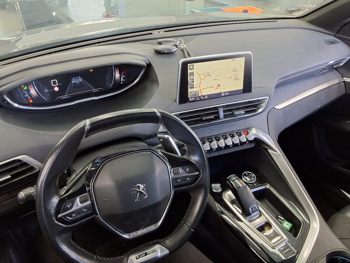 PEUGEOT 3008 (2ND GEN) 1.6 BlueHDi GT LINE 2018 - zdjęcie 21