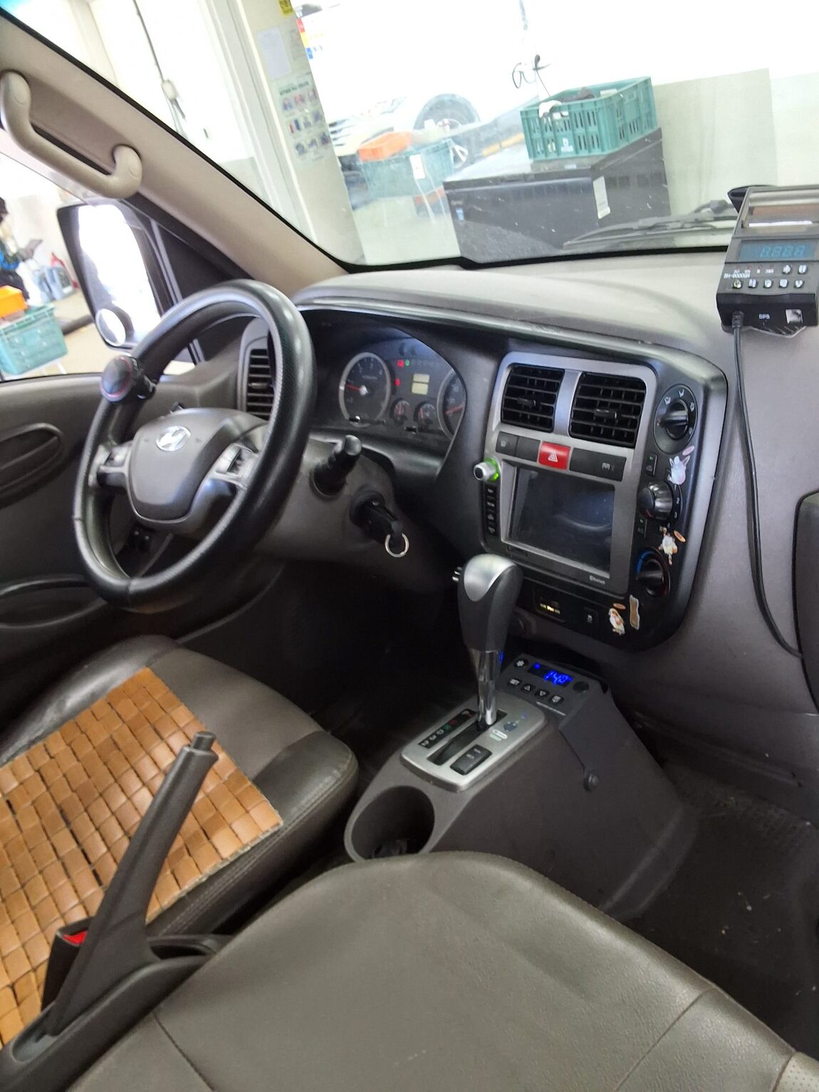 HYUNDAI PORTER II HIGH-ROOF FREEZER BOX TRUCK SUPER CAB TWIN COMPRESSOR 2016 - zdjęcie 11