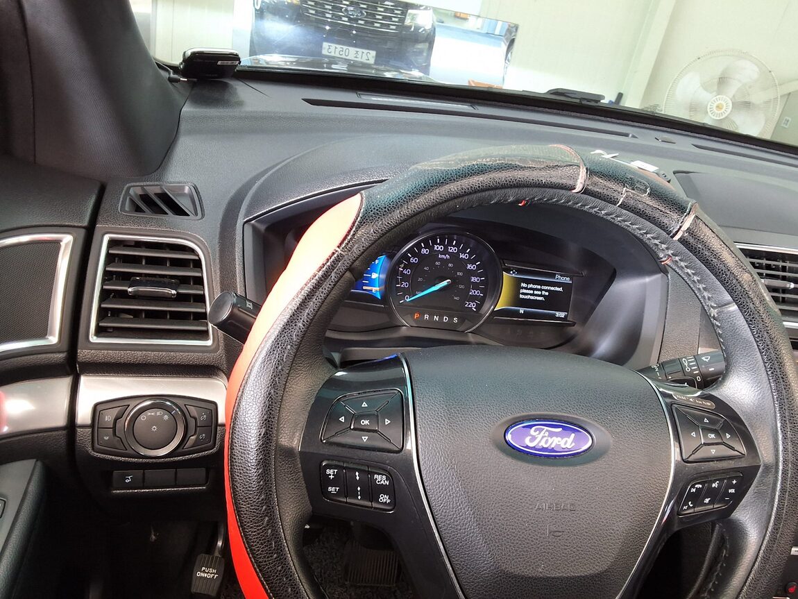 FORD EXPLORER (5TH GEN) 2.3 AWD LIMITED 2016 - zdjęcie 23
