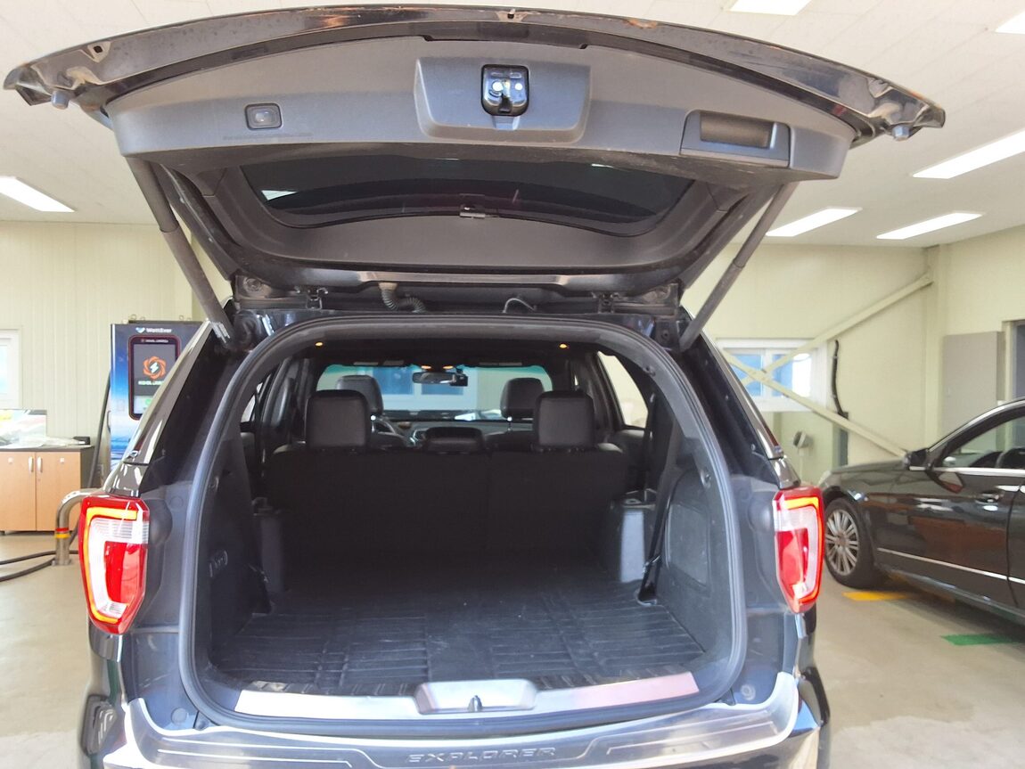 FORD EXPLORER (5TH GEN) 2.3 AWD LIMITED 2016 - zdjęcie 16