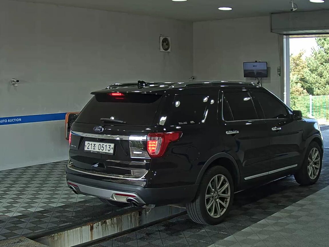 FORD EXPLORER (5TH GEN) 2.3 AWD LIMITED 2016 - zdjęcie 5