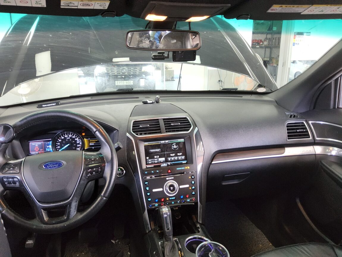 FORD EXPLORER (5TH GEN) 2.3 AWD LIMITED 2016 - zdjęcie 11