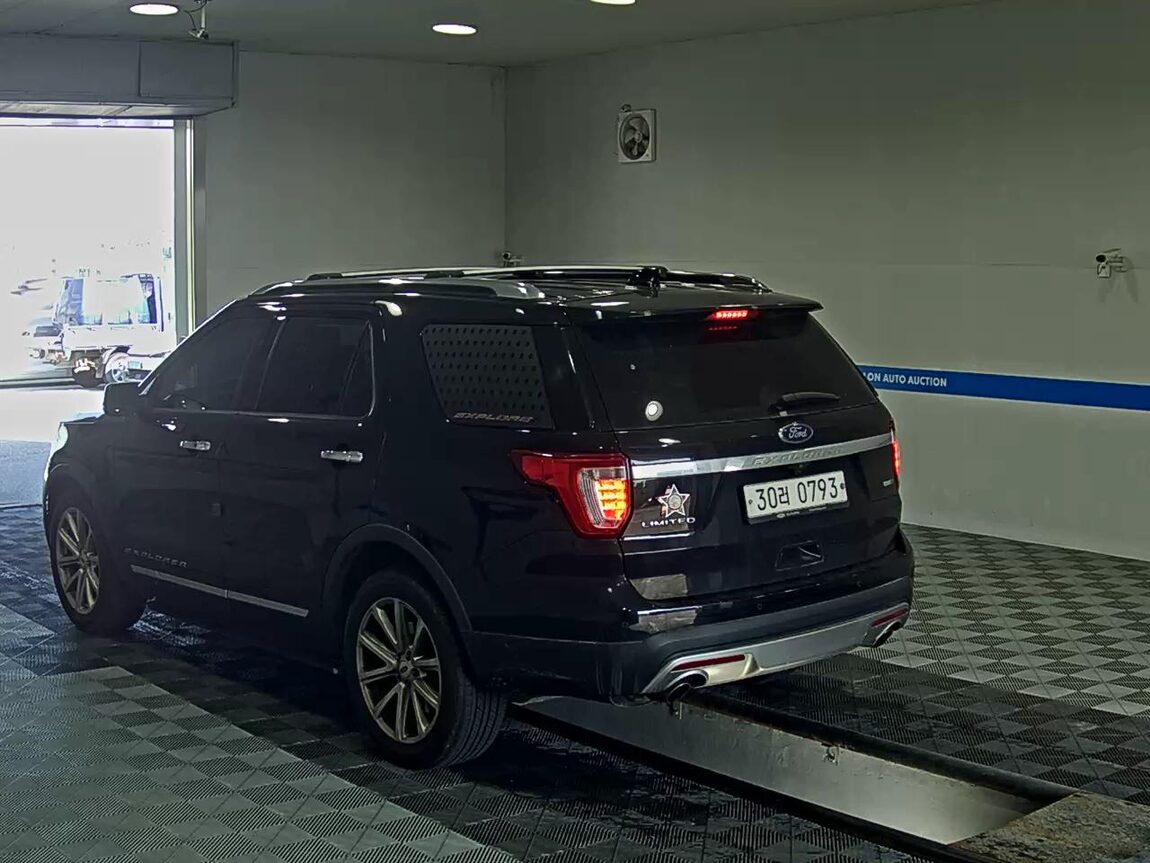 FORD EXPLORER (5TH GEN) 2.3 AWD LIMITED 2016 - zdjęcie 6