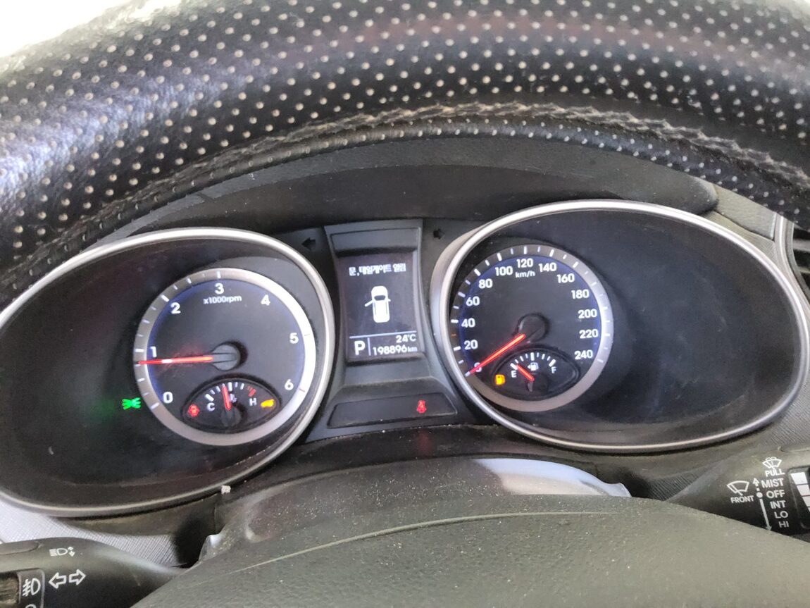 HYUNDAI SANTA FE (DM) DIESEL R2.2 4WD EXCLUSIVE SPECIAL 2013 - zdjęcie 9