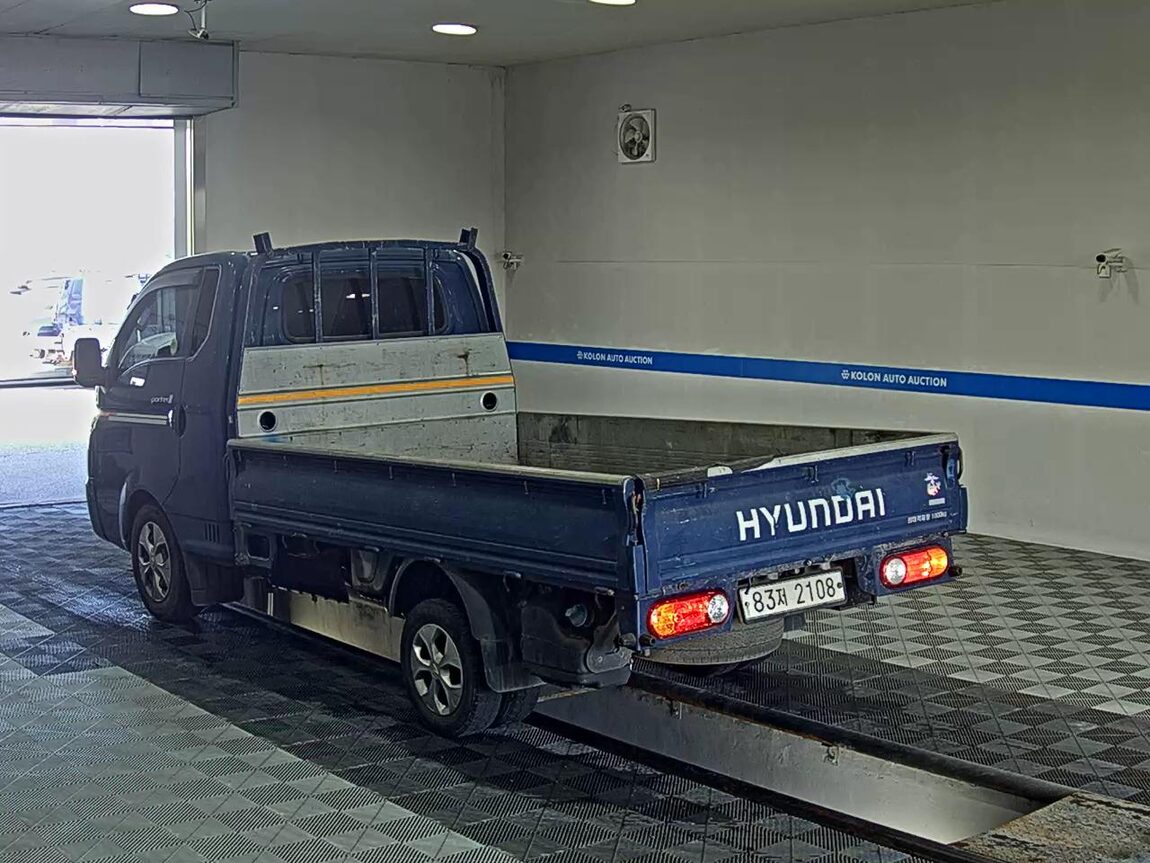 HYUNDAI PORTER II CRDi SUPER CAB EXTRA LONG WHEELBASE MODERN 2020 - zdjęcie 6