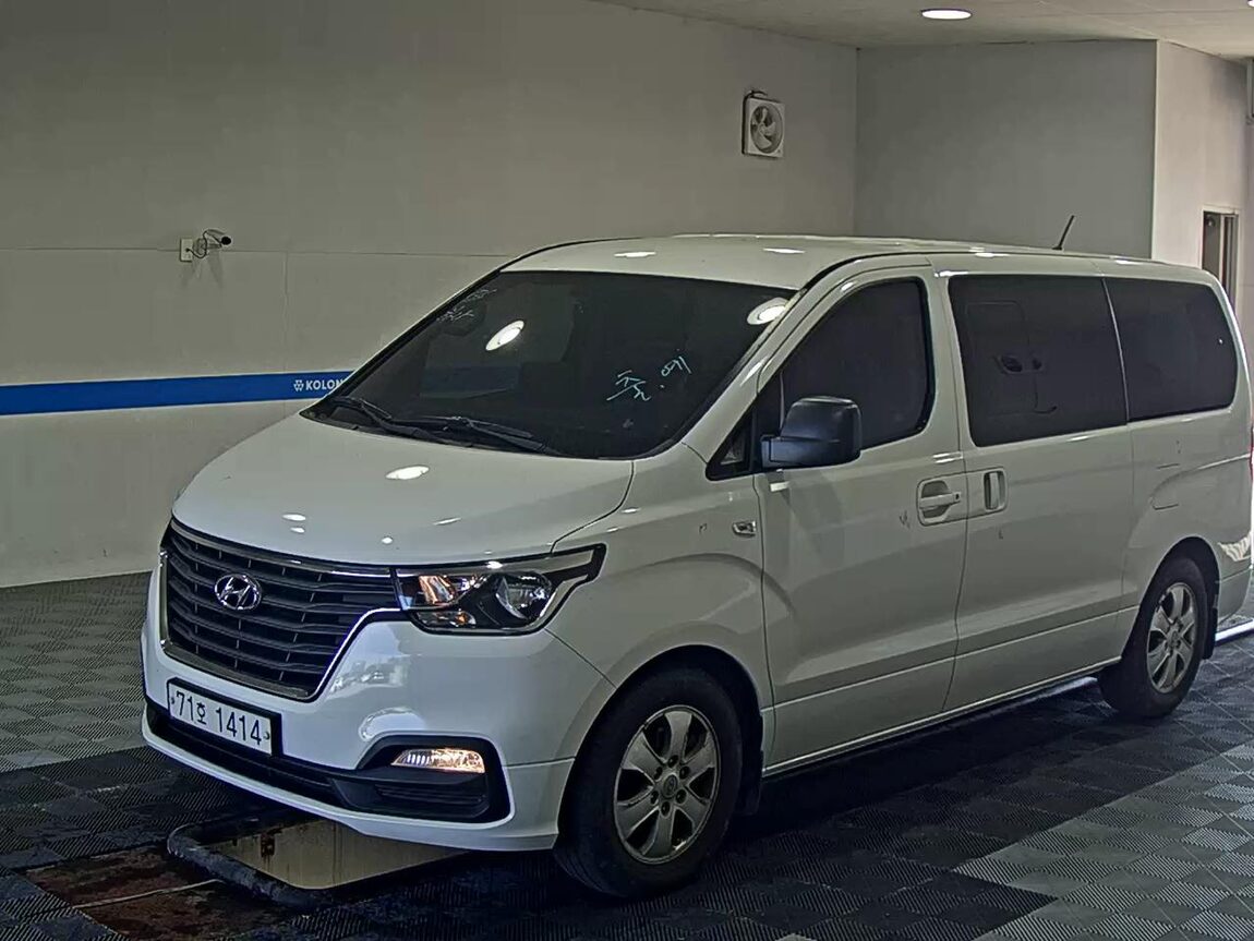 HYUNDAI THE NEW GRAND STAREX 12-SEATER DIESEL SMART 2021 - zdjęcie 2