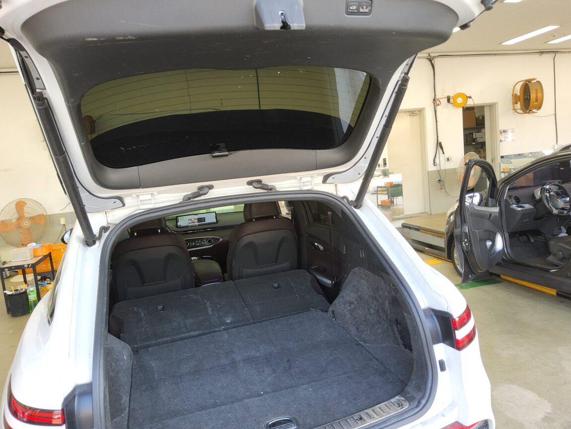 GENESIS GV70 2.2 DIESEL AWD BASE MODEL 2021 - zdjęcie 15