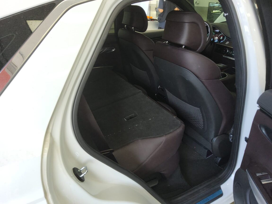 GENESIS GV70 2.2 DIESEL AWD BASE MODEL 2021 - zdjęcie 13