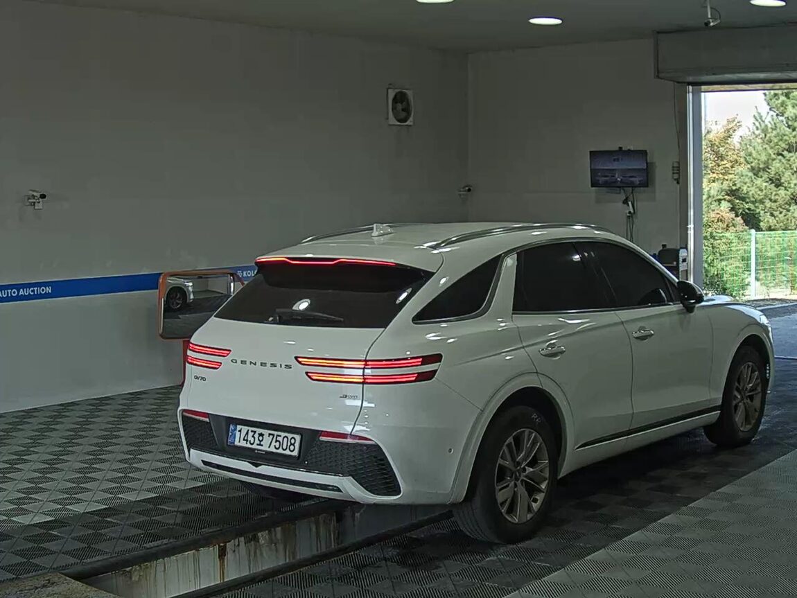 GENESIS GV70 2.2 DIESEL AWD BASE MODEL 2021 - zdjęcie 5