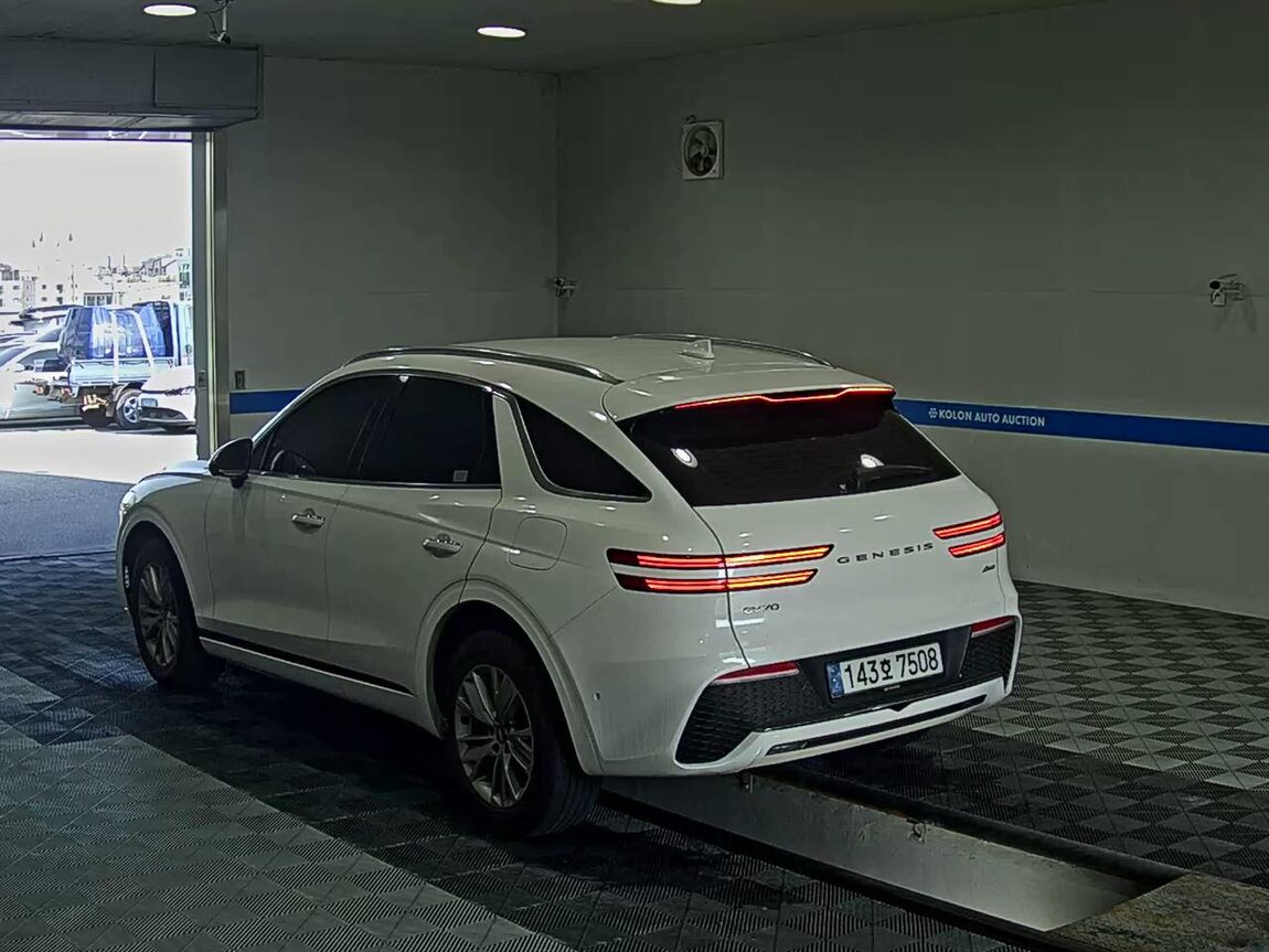 GENESIS GV70 2.2 DIESEL AWD BASE MODEL 2021 - zdjęcie 6