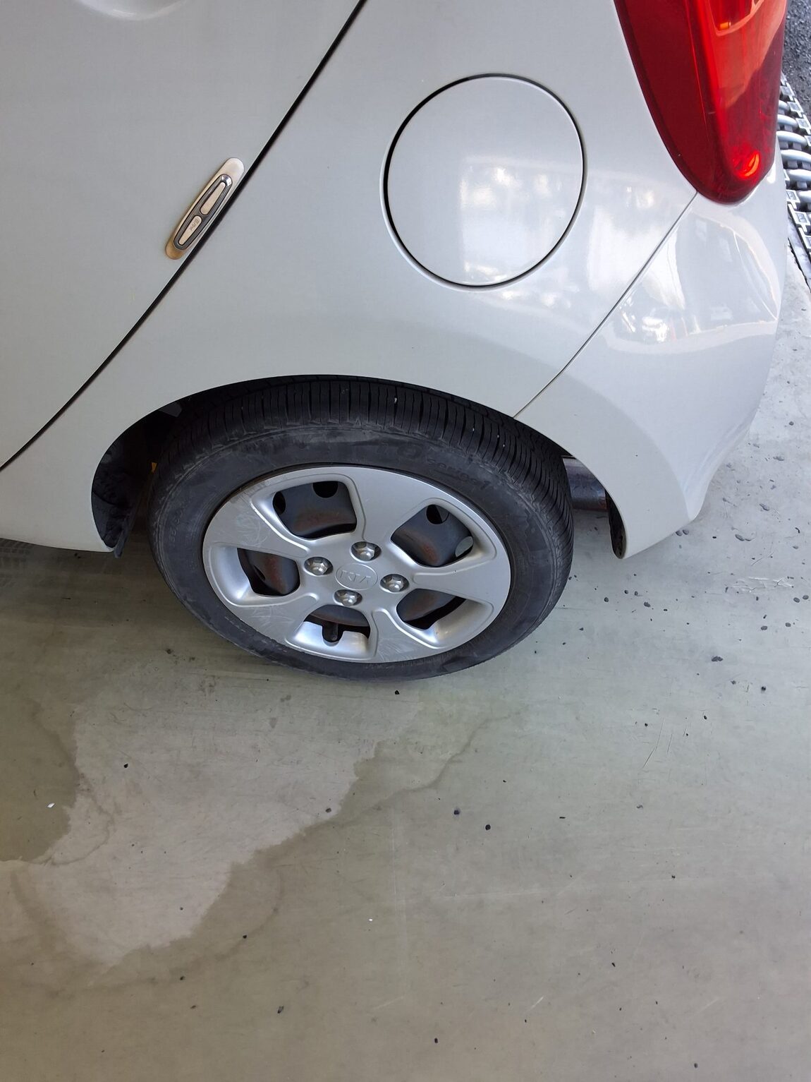 KIA ALL NEW MORNING GASOLINE DELUXE 2015 - zdjęcie 21