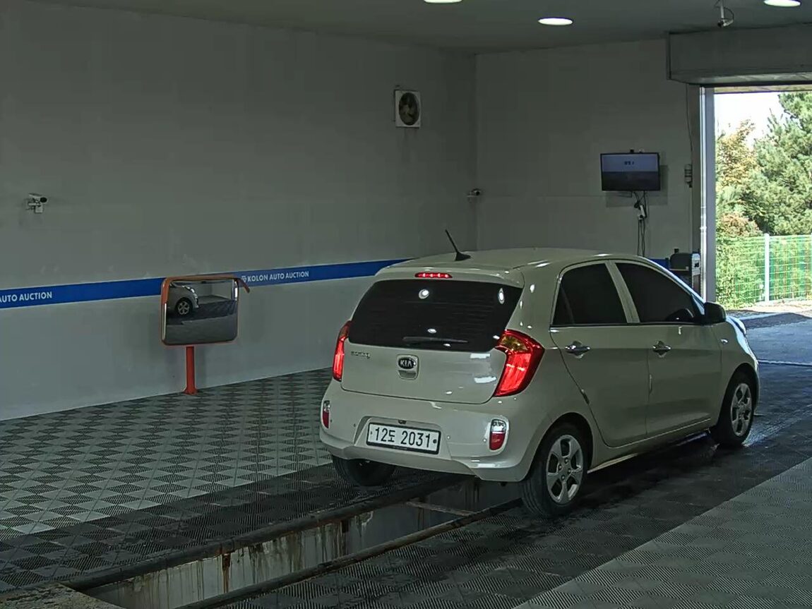 KIA ALL NEW MORNING GASOLINE DELUXE 2015 - zdjęcie 5