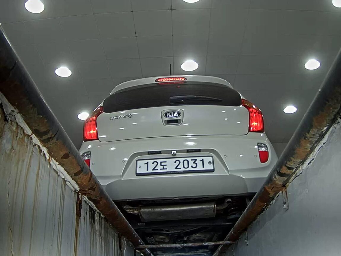 KIA ALL NEW MORNING GASOLINE DELUXE 2015 - zdjęcie 8
