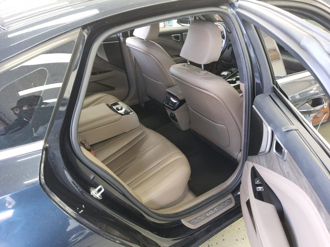 KIA K8 HYBRID HEV NOBLESSE 2023 - zdjęcie 13