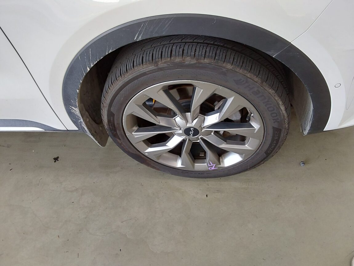 KIA NEW SORENTO (MQ4) 2.5 GASOLINE 2WD SIGNATURE 2023 - zdjęcie 22