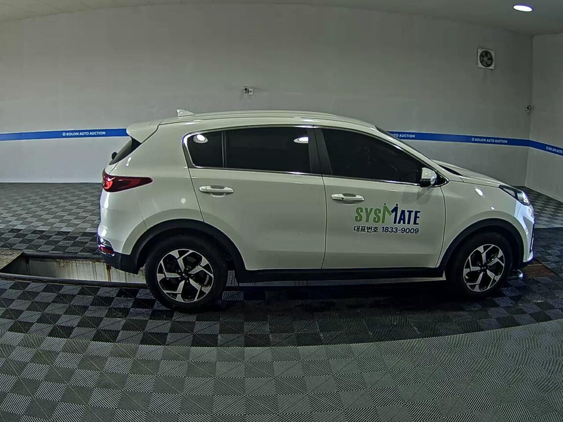 KIA SPORTAGE THE BOLD 1.6 DIESEL 2WD TRENDY 2022 - zdjęcie 4