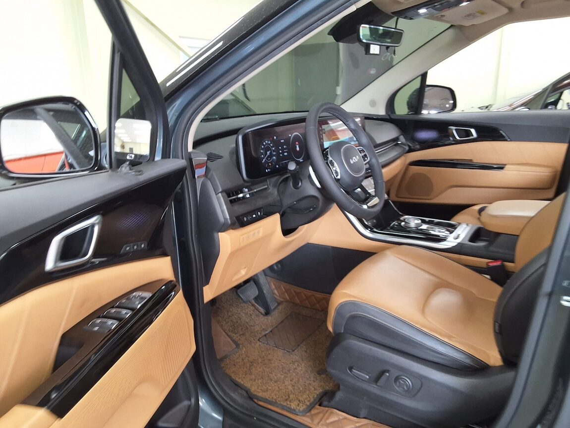 KIA NEW CARNIVAL (KA4) 9-SEATER GASOLINE SIGNATURE 2023 - zdjęcie 11