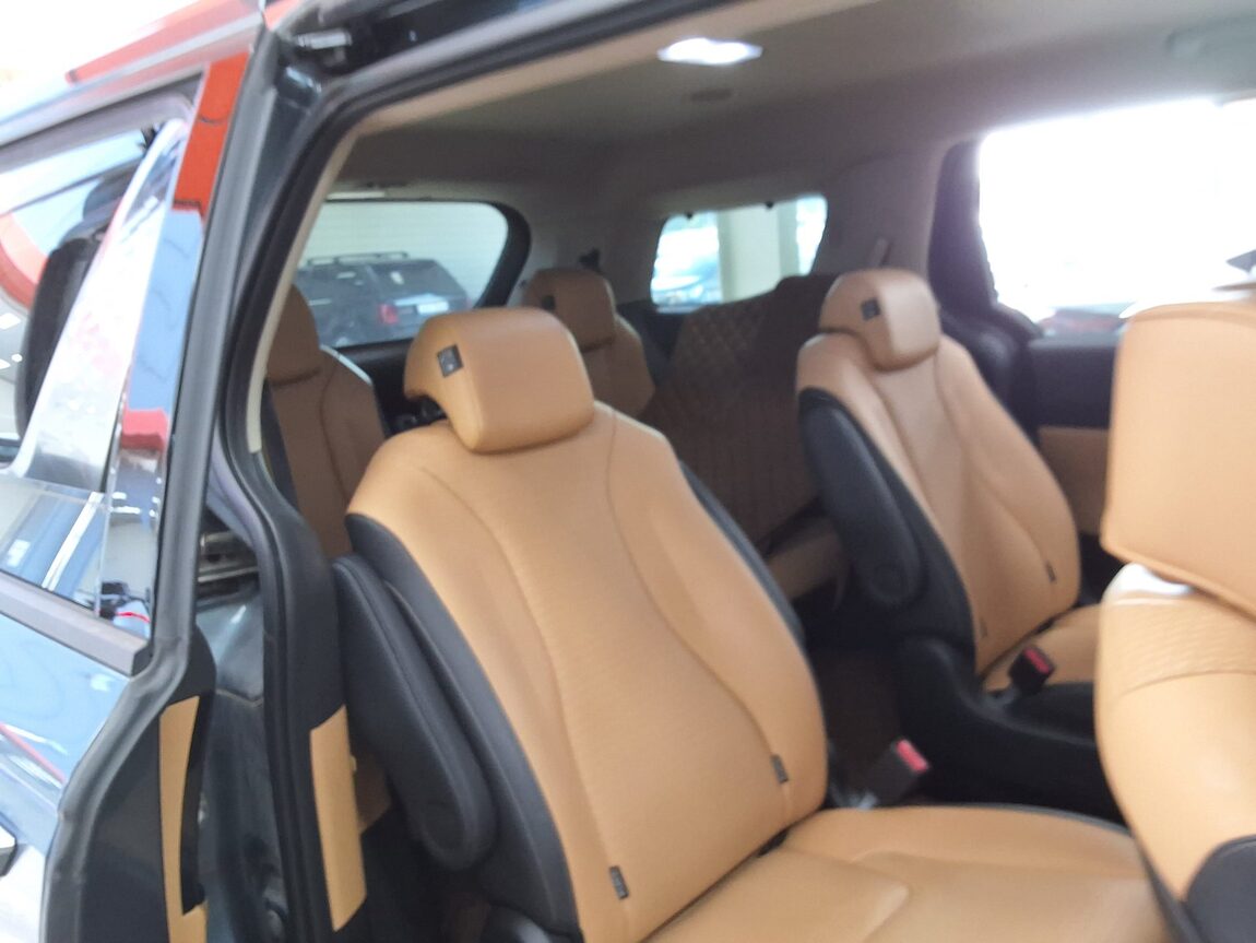 KIA NEW CARNIVAL (KA4) 9-SEATER GASOLINE SIGNATURE 2023 - zdjęcie 14