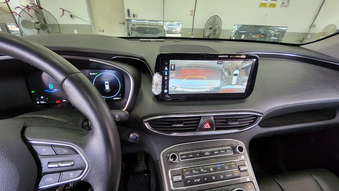 HYUNDAI THE NEW SANTA FE HYBRID 1.6 HEV 2WD PRESTIGE 2023 - zdjęcie 19