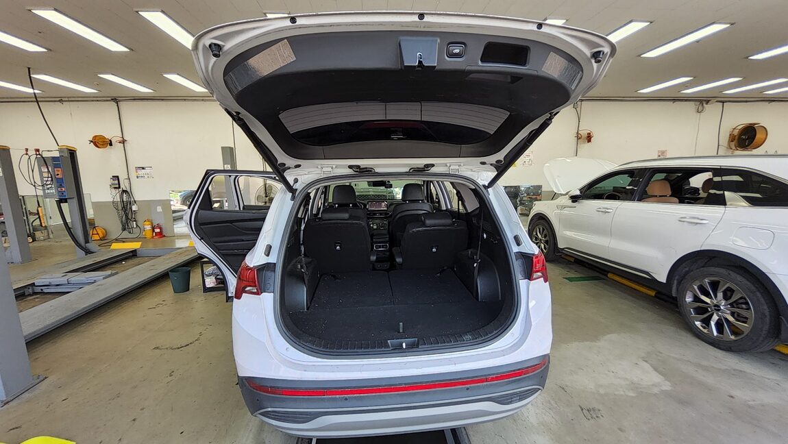 HYUNDAI THE NEW SANTA FE HYBRID 1.6 HEV 2WD PRESTIGE 2023 - zdjęcie 15