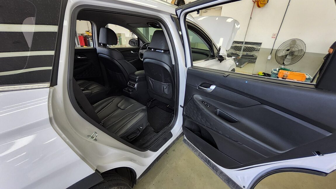 HYUNDAI THE NEW SANTA FE HYBRID 1.6 HEV 2WD PRESTIGE 2023 - zdjęcie 13