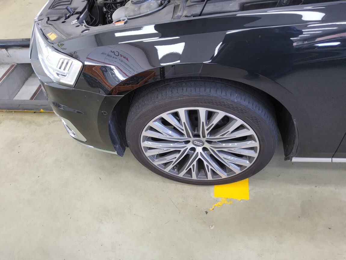 AUDI A8 (4TH GEN) L 60 TFSI QUATTRO 2020 - zdjęcie 22