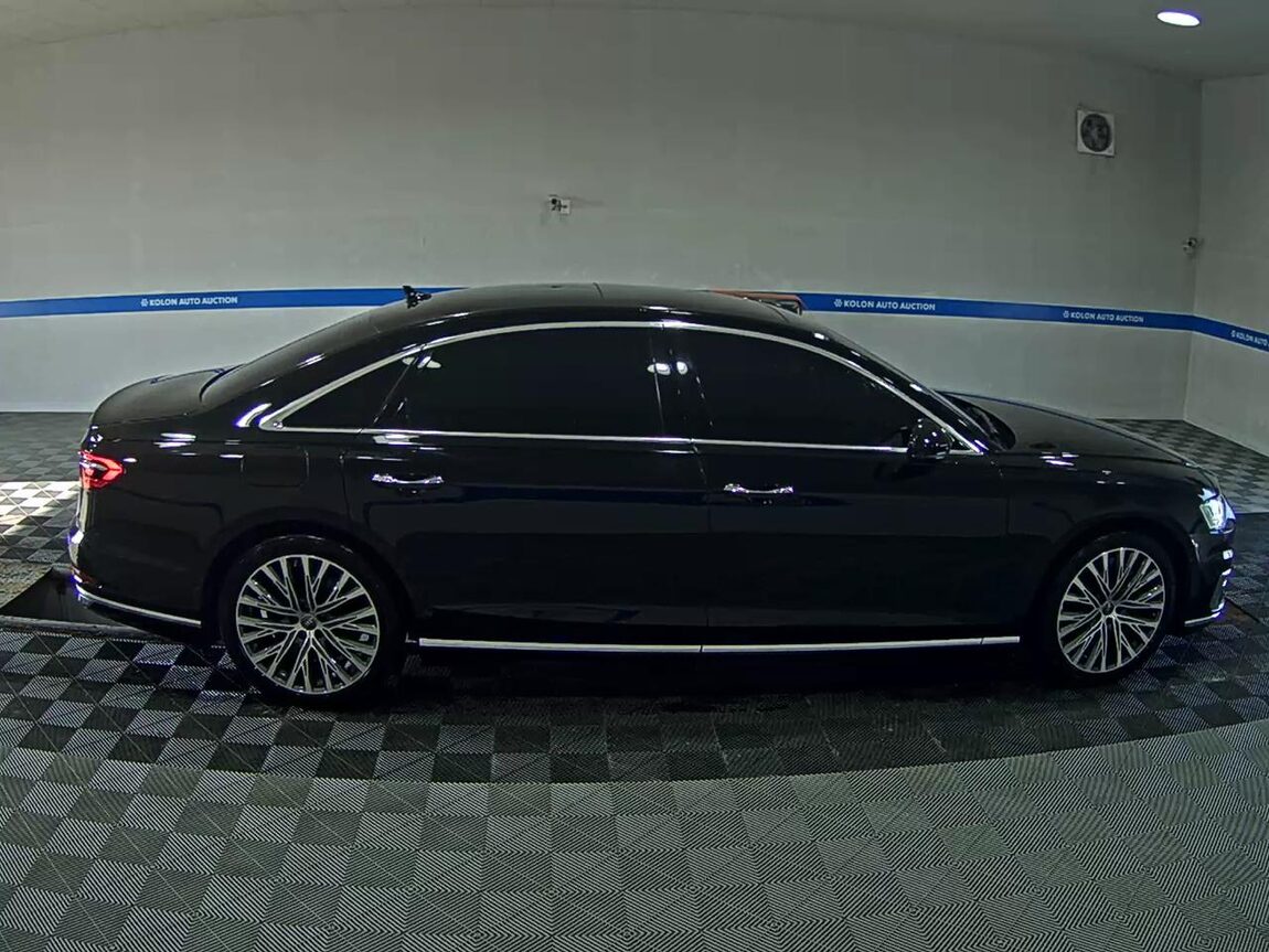 AUDI A8 (4TH GEN) L 60 TFSI QUATTRO 2020 - zdjęcie 4