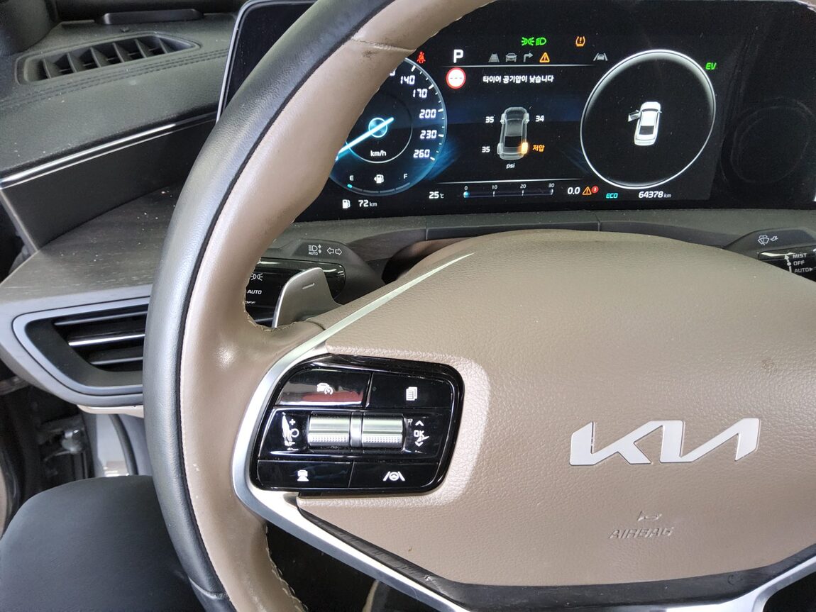 KIA K8 HYBRID HEV NOBLESSE 2023 - zdjęcie 17