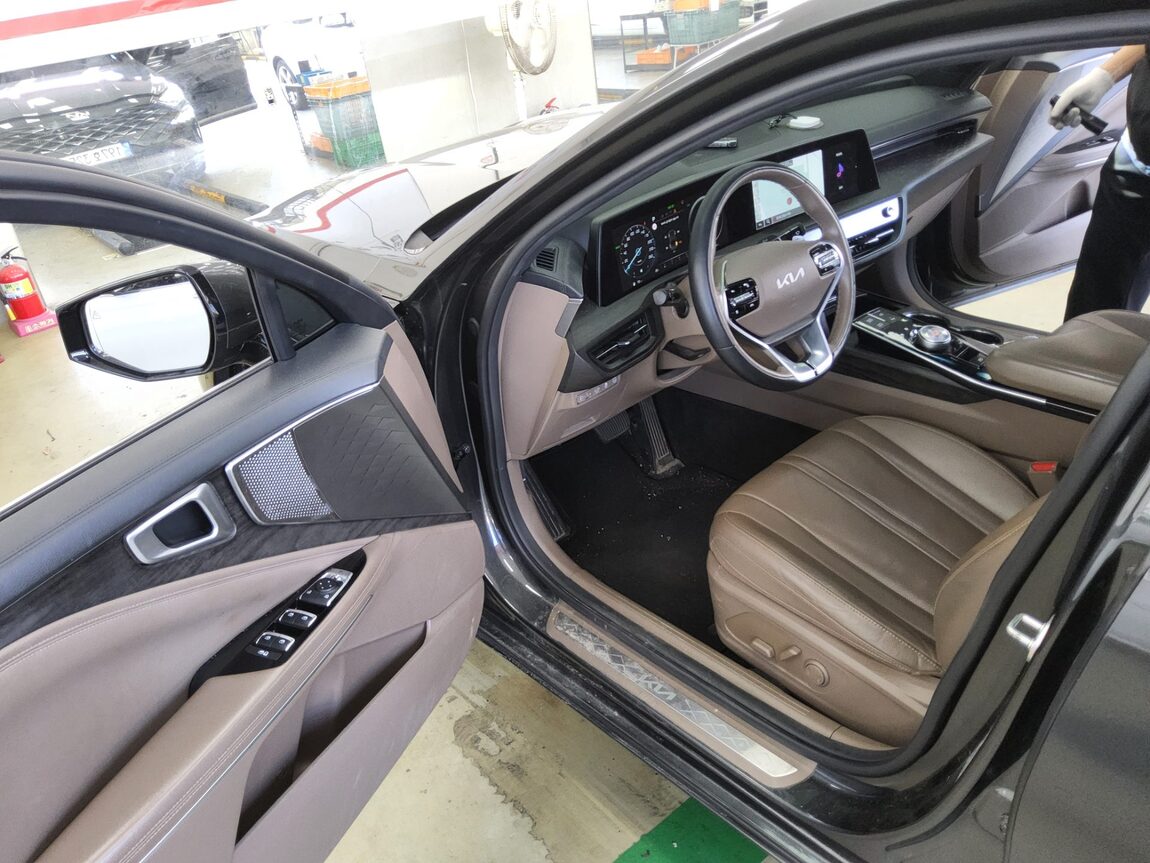 KIA K8 HYBRID HEV NOBLESSE 2023 - zdjęcie 10