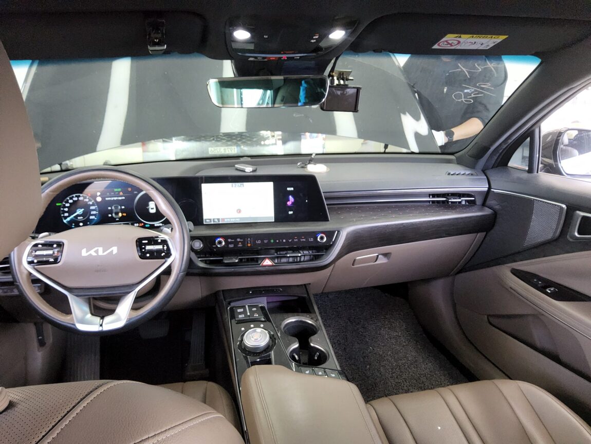 KIA K8 HYBRID HEV NOBLESSE 2023 - zdjęcie 11
