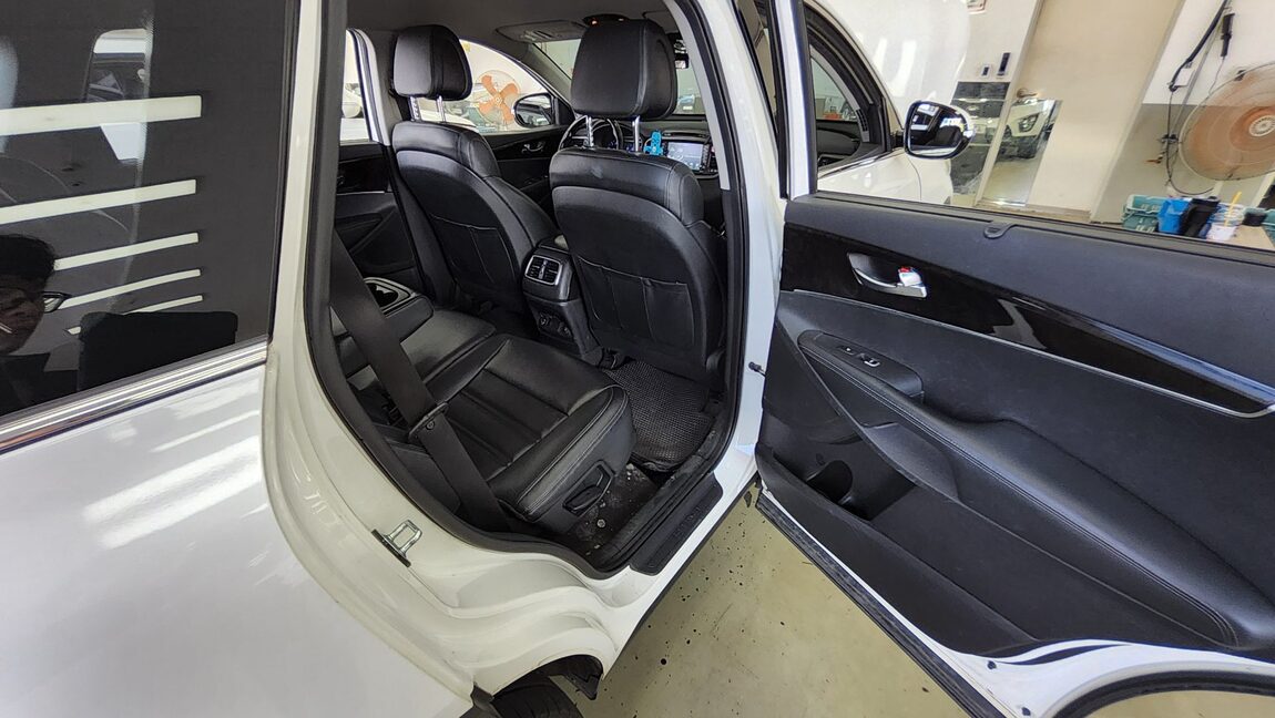KIA ALL NEW SORENTO R2.0 2WD NOBLESSE 2015 - zdjęcie 13