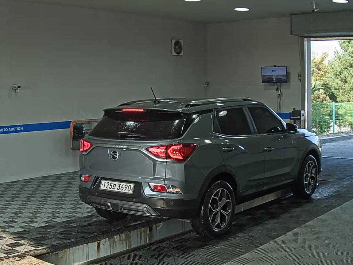 KG MOBILITY (SSANGYONG) ALL NEW KORANDO 1.5 GASOLINE 2WD C5 2023 - zdjęcie 5