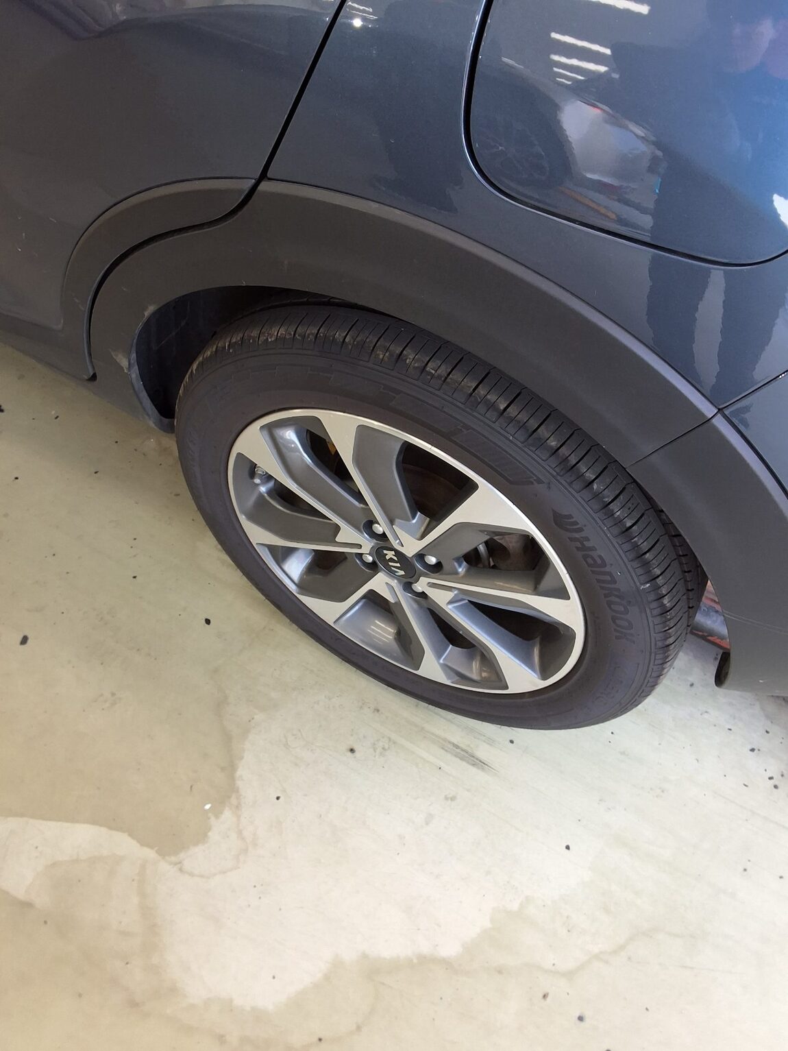 KIA STONIC 1.4 GASOLINE TRENDY 2018 - zdjęcie 21