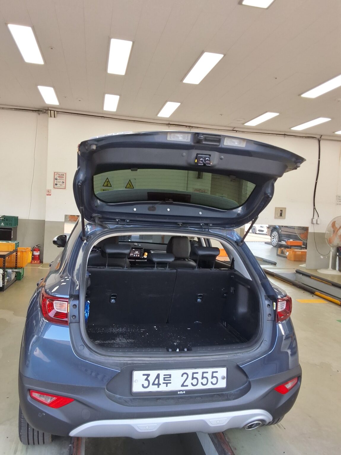 KIA STONIC 1.4 GASOLINE TRENDY 2018 - zdjęcie 15