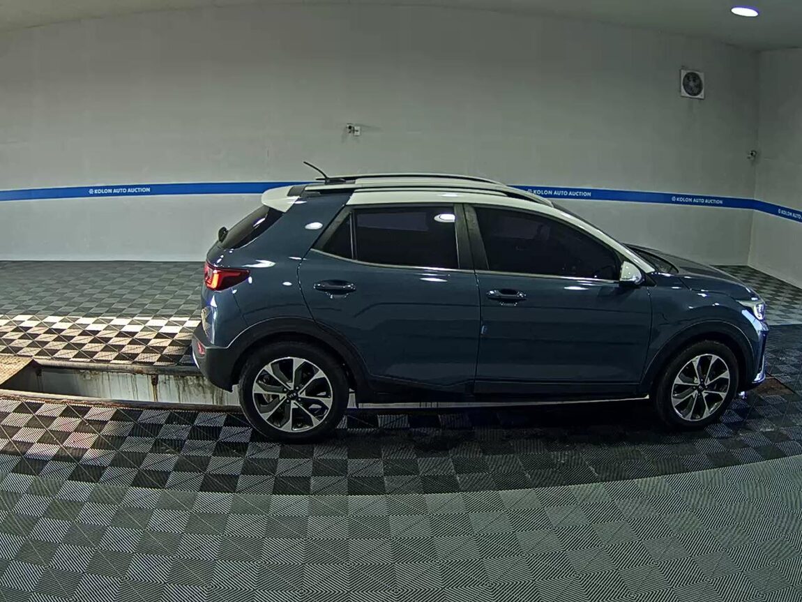 KIA STONIC 1.4 GASOLINE TRENDY 2018 - zdjęcie 4