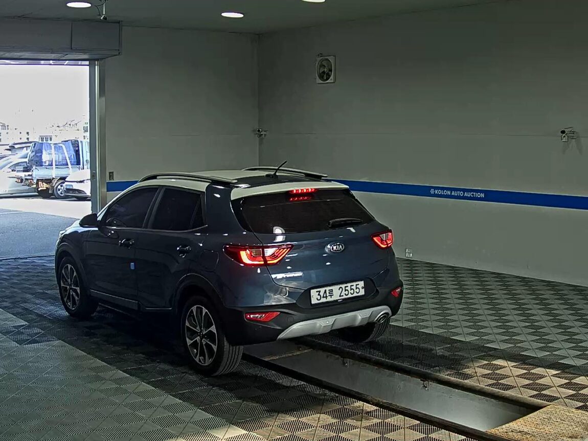 KIA STONIC 1.4 GASOLINE TRENDY 2018 - zdjęcie 6