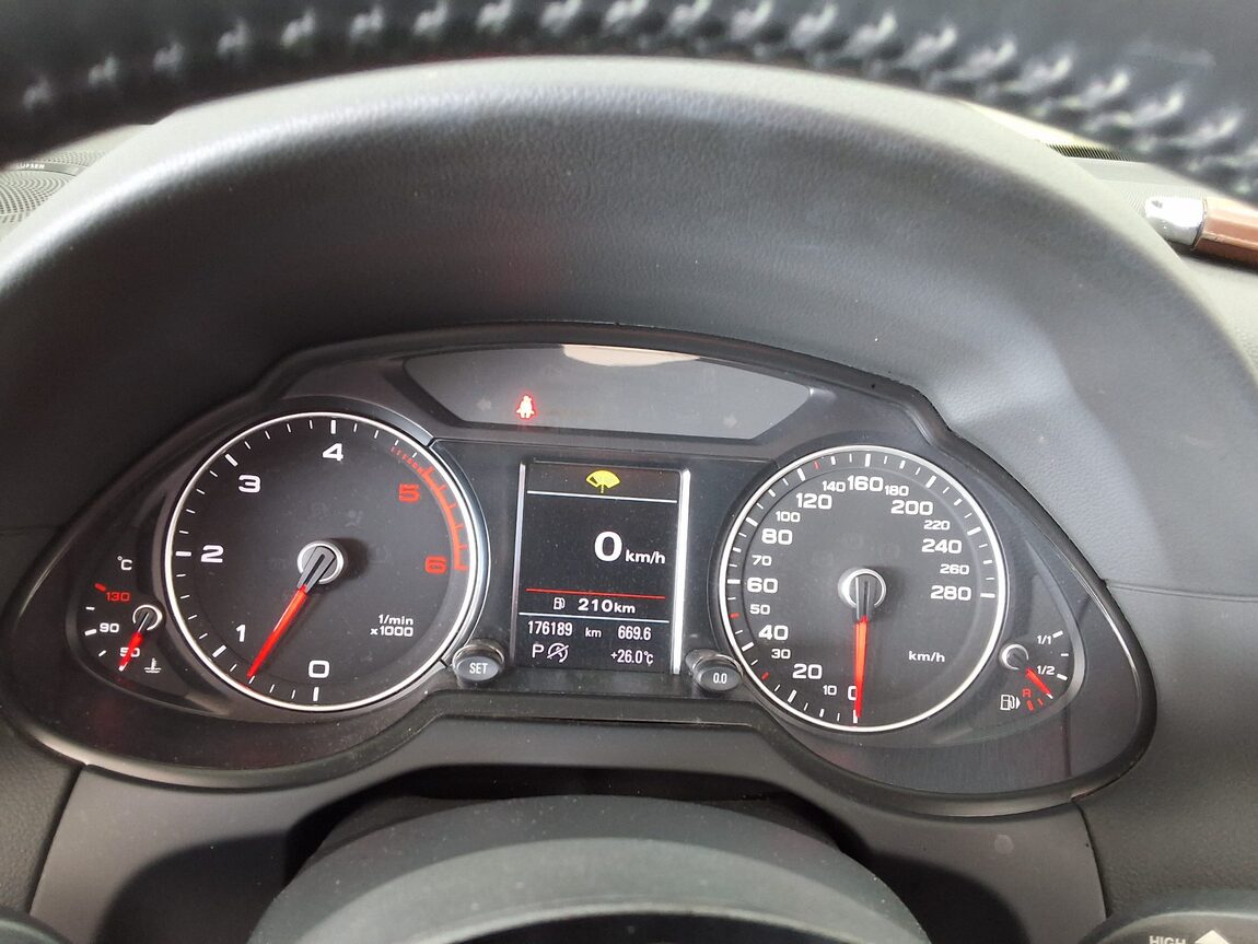 AUDI Q5 3.0 TDI QUATTRO DYNAMIC 2013 - zdjęcie 10