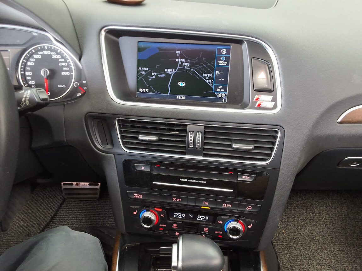 AUDI Q5 3.0 TDI QUATTRO DYNAMIC 2013 - zdjęcie 24