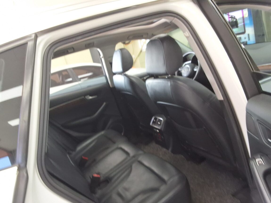 AUDI Q5 3.0 TDI QUATTRO DYNAMIC 2013 - zdjęcie 14