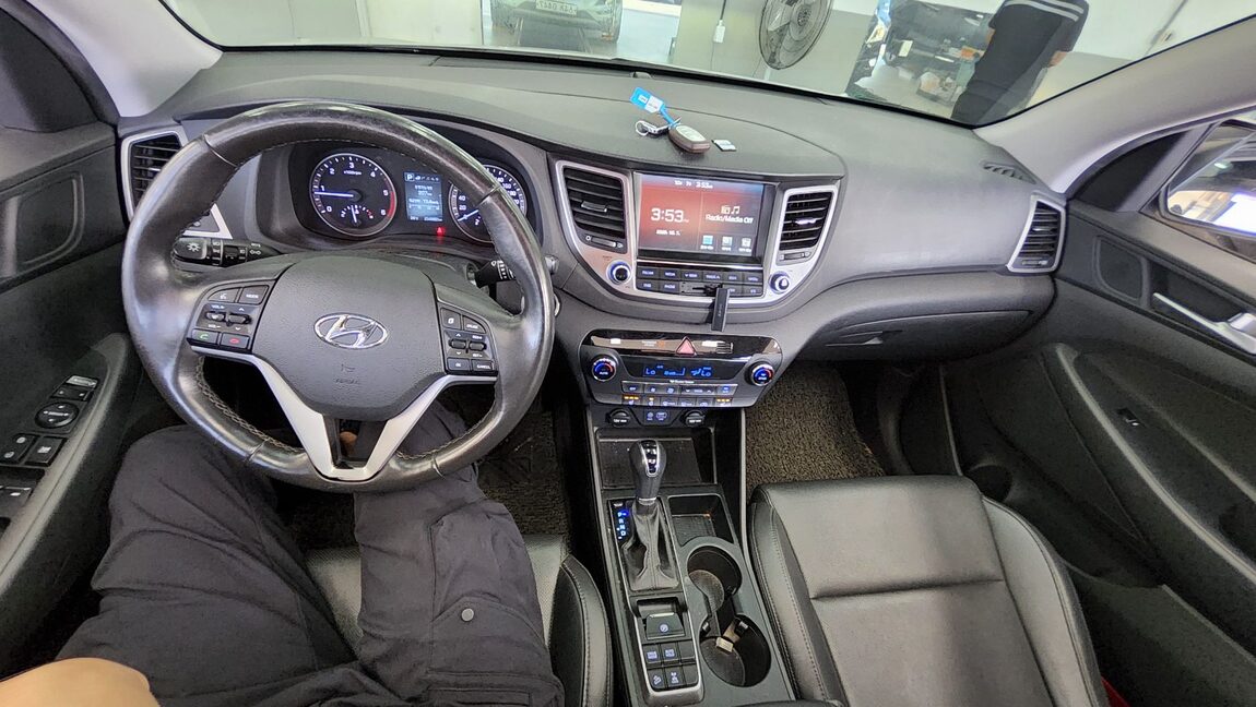 HYUNDAI ALL NEW TUCSON DIESEL R2.0 4WD MODERN 2017 - zdjęcie 11